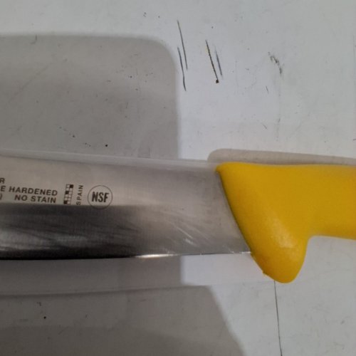 ZWILLING J.A. HENCKELS PROFESSIONAL GRADE TWIN MASTER BUTCHERS KNIFE - 8" - STAINLESS STEEL/ YELLOW (MODEL: 32106-200) image 3