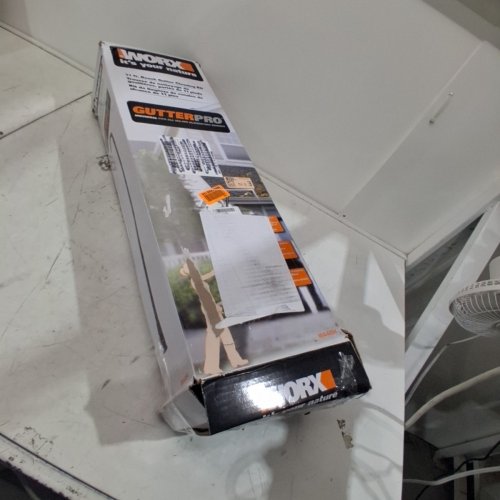 7PC WORX GUTTER PRO UNIVERSAL GUTTER CLEANING KIT - 11FT - (MODEL: WA4094) image 6