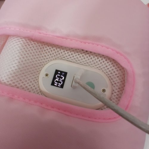 AMACOOL BABY STROLLER COOLING PAD 3D BREATHABLE CARSEAT COOLING PAD WITH 2 BUILT-IN BLOWER - PINK (MODEL: BCP01) image 2