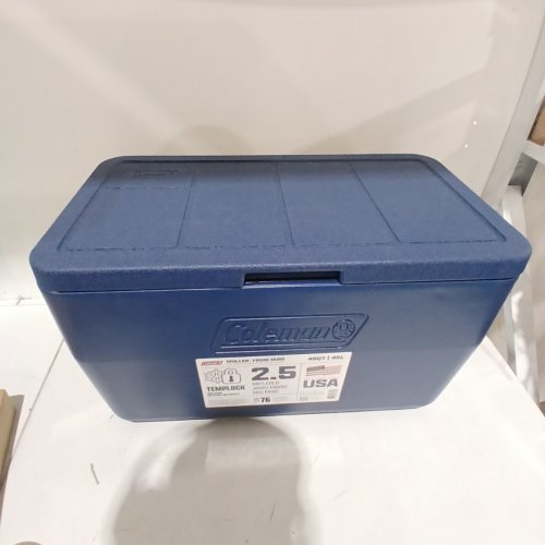 COLEMAN CHILLER SERIES TEMPLOCK INSULATED PORTABLE COOLER WITH HANDLES - 48QT - NAVY (MODEL: 2226955) image 2