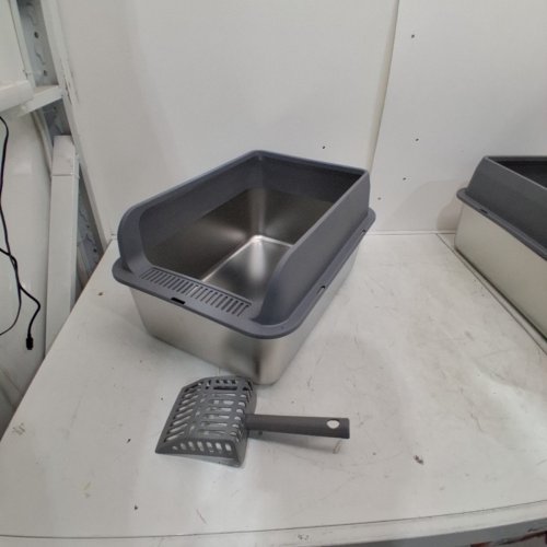 TEVILA STAINLESS STEEL LITTER BOX WITH HIGH SIDES SHIELD AND SCOOP - 12" X 21" - LIGHT GREY image 2