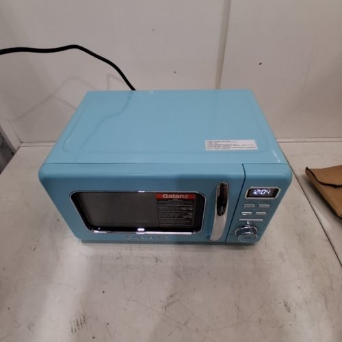 GALANZ RETRO-STYLE DIGITAL MICROWAVE OVEN - 0.7CU.FT - BLUE (MODEL: GLCMKZ07BER07) image 3