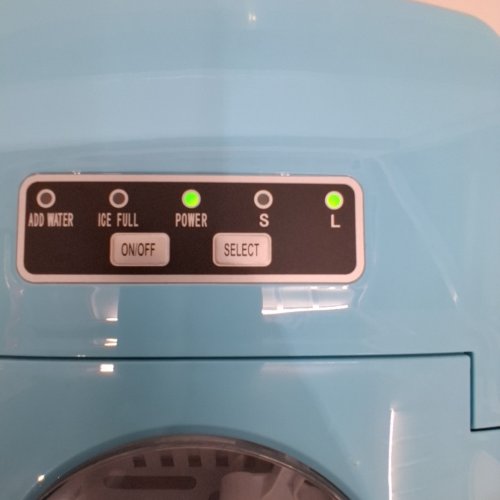 FRIGIDAIRE FREESTANDING ICE MAKER HOLDS 26LBS OF ICE - BLUE (MODEL:(EFIC108) image 2