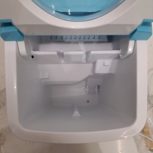 FRIGIDAIRE FREESTANDING ICE MAKER HOLDS 26LBS OF ICE - BLUE (MODEL:(EFIC108) image 3