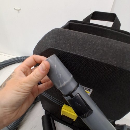 KARCHER BATTERY-POWERED VACUUM CLEANER BACK PACK - 3 LITER CAP. - 36V - BLACK - (MODEL: BVL 3/1 ) image 3