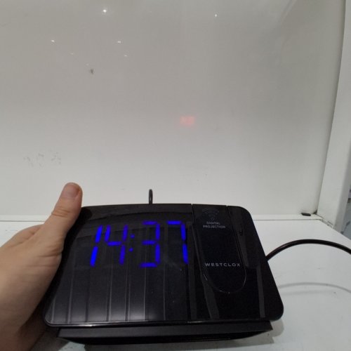 WESTCLOX FM CLOCK RADIO WITH ADJUSTABLE DISPLAY LIGHT TIME PROJECTOR - 1.8" DISPLAY - BATTERY BACKUP IN CASE OF POWER OUTAGE, OPTIONAL NOT REQUIRED - BLACK image 2