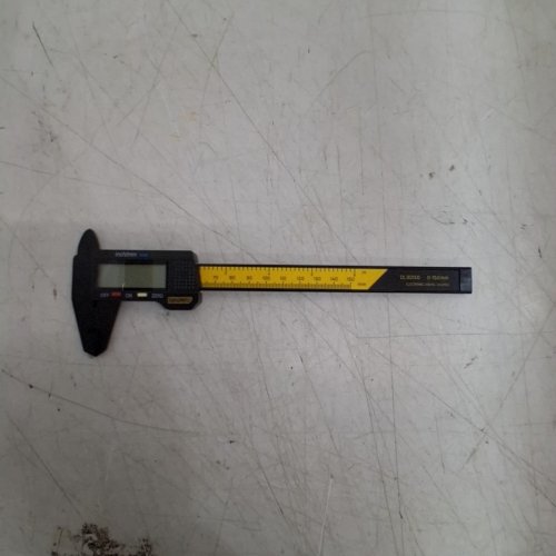 DELI DIGITAL VERNIER CALIPER - 0-150 MM - BLACK/YELLOW (MODEL: DL90150) image 4