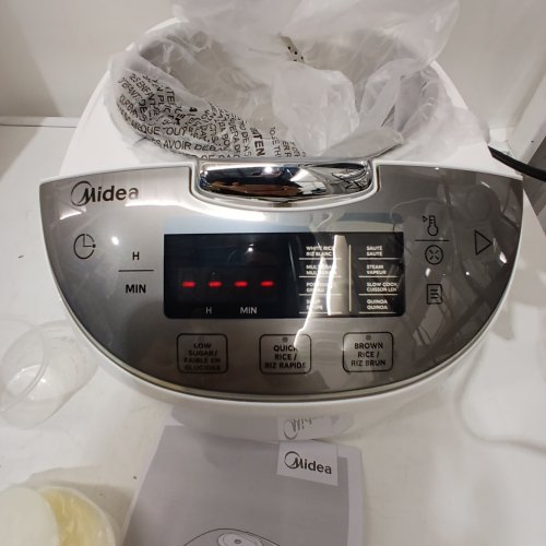 MIDEA LOW SUGAR FUNCTION RICE COOKER WITH STAINLESS STEEL STEAMER - 6 CUP - WHITE (MODEL: 1993090/ MRC300DTCPW)) image 2