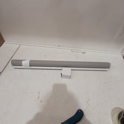 CORDLESS BLIND - 28" - GREY (ITEM: EZCLG0002) image 3