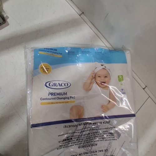 GRACO PREMIUM CONTOURED CHANGING PAD image 3