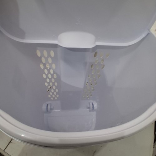 STERILITE ULTRA WHEELED LAUNDRY HAMPER WITH HANDLE WHITE (MODEL: 1227) image 3