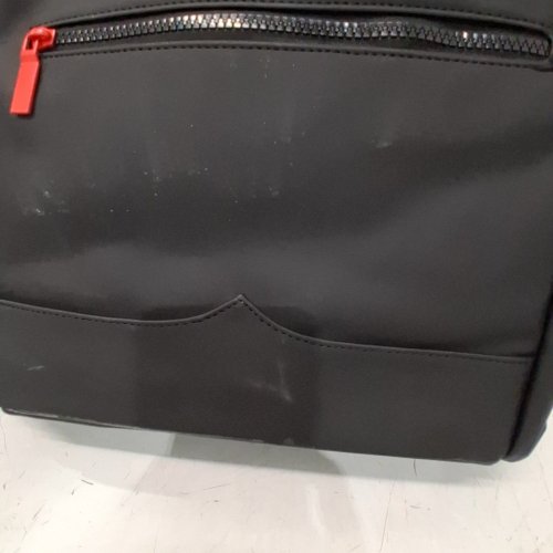 HUNTER TOP CLIP BACKPACK WITH LAPTOP POCKET - 16L - BLACK (STYLE: 1960981) image 3