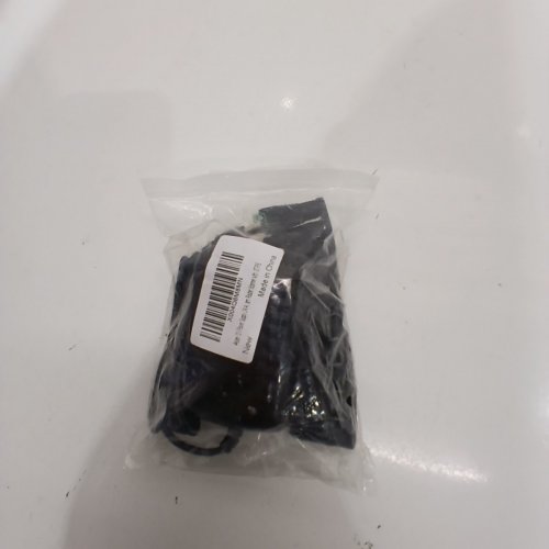 11PC AC POWER ADAPTER WITH INTERCHANGEABLE CONNECTOR TIPS image 3