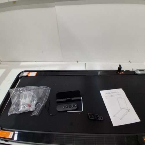 VIAMOTION 2-IN-2 FOLDING TREADMILL WITH INCLINE AND REMOTE- BLACK / SILVER (MODEL: ZF-030706) image 5