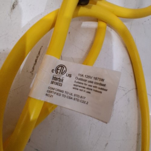 OUTDOOR EXTENSION CORD - ~ 100FT- 15A 125 V 1875W - YELLOW image 4