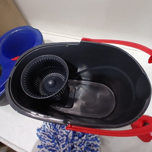 VILEDA EASY WRING RINSE CLEAN SPIN MOP AND BUCKET SYSTEM - 22" TO 36" - BLACK/RED/BLUE - (MODEL: 168467) image 3