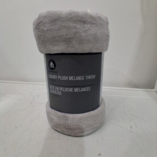 HOMETRENDS LUXURY PLUSH MELANGE THROW - 60" X 50" - GREY image 2
