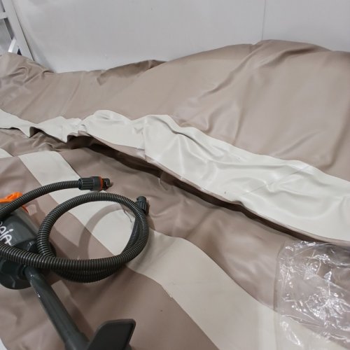FREEIN CAMPING SLEEPING PAD WITH PUMP AND CARRY BAG - FULL SIZE - TAN (ITEM: CSP-130F10H) image 4