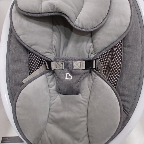 MUNCHKIN BLUETOOTH ENABLED LIGHTWEIGHT BABY SWING WITH NATURAL SWAY IN 5 RANGES OF MOTION AND REMOTE - WHITE/GREY - (MODEL: 21330) image 4
