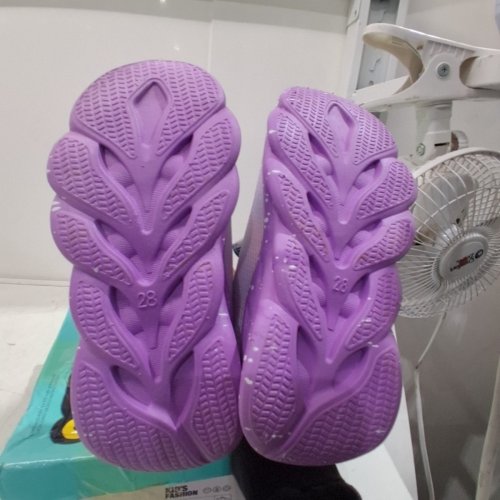 KIDS FROZEN RAINBOW LED LIGHT UP SHOES - SIZE 28 - PURPLE image 3