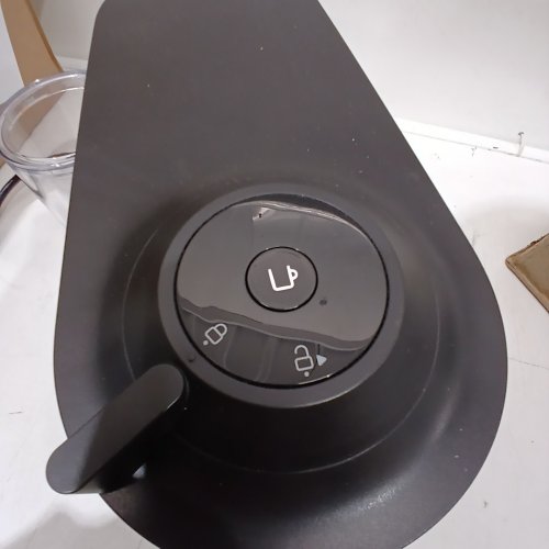 DE'LONGHI NESPRESSO VERTUO POP COFFEE MAKER - BLACK (MODEL: ENV90BCA) image 2