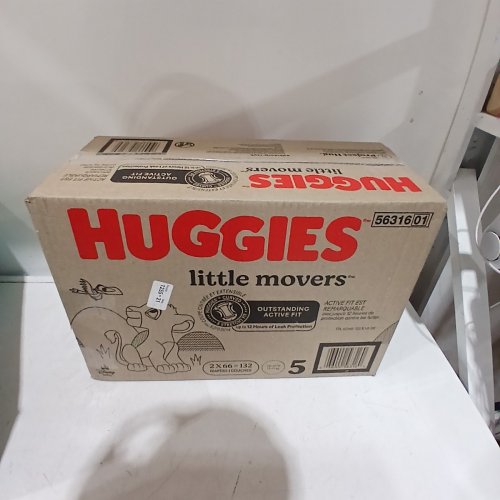132PK HUGGIES® LITTLE MOVERS DIAPERS - SIZE 5 image 3