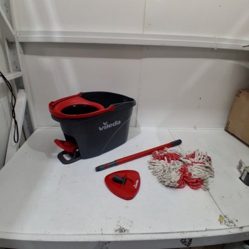 VILEDA EASYWRING BUCKET SYSTEM - BLACK/RED image 2