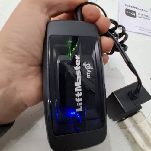 LIFTMASTER INTERNET GATEWAY - BLACK (MODEL:828LM) image 2