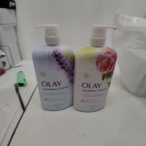 2PK OLAY FRESH RADIANCE BODY WASH - 887ML EACH - LAVENDER/ROSEWATER image 2