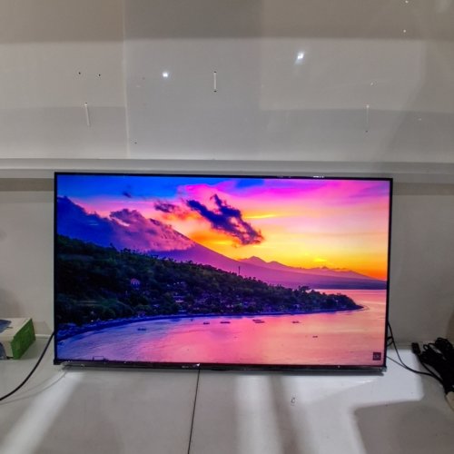 HISENSE 4K UHD HDR LRD ROKU SMART TV - 43" - BLACK (MODEL: 43R63N) image 6