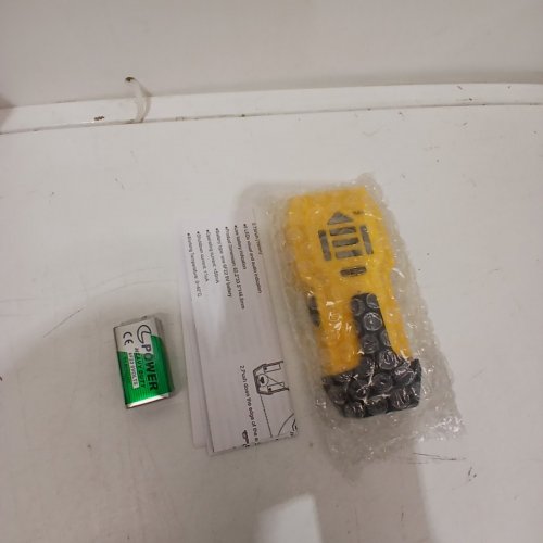 E OUTIL STUD FINDER WALL SCANNER FOR 3/4" THICK WALLS, WOOD & METAL - YELLOW (MODEL: S1102-A22) image 3