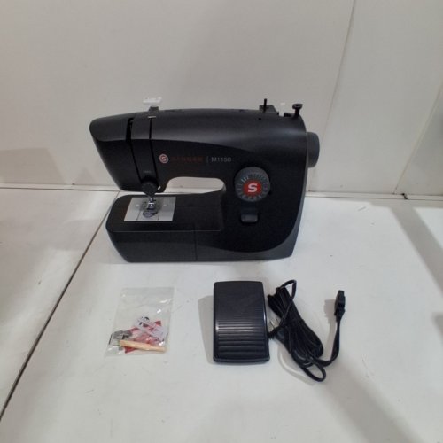 SINGER LIGHTWEIGHT & PORTABLE SEWING MACHINE WITH 45 STITCH APPLICATIONS - BLACK (MODEL: M1150) image 3