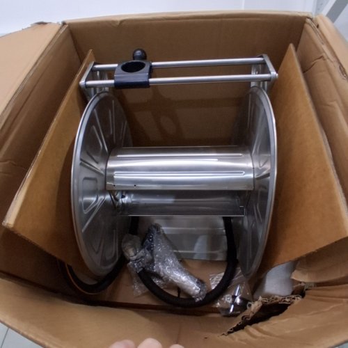 VEVOR STAINLESS STEEL WALL MOUNTED MANUAL GARDEN HOSE REEL - HOLDS 150FT 5/8" HOSE - SILVER (MODEL: ‎HL-SW-8E) image 2