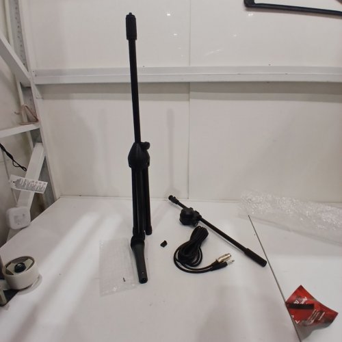 PYLE ADJUSTABLE MICROPHONE STAND WITH MICROPHONE AND CABLE - 2.6FT - 5FT - BLACK (MODEL: PMKSM20) image 2