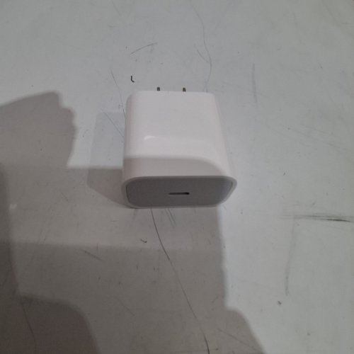 APPLE USB-C POWER CHARGING BLOCK - 20W - WHITE (MODEL: MWVV3AM/A) image 2