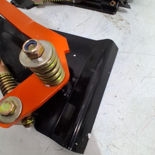 OKSTENCK SKID STEER QUICK ATTACH CONVERSION ADAPTOR - UNIVERSAL FIT - 3500LBS MAX - BLACK/ORANGE (MODEL : XK-CA-XC0084) image 3