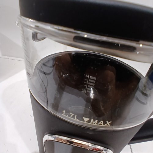 SALTON COOL TOUCH DIGITAL TEMPERATURE-CONTROL KETTLE W/ LED DISPLAY & TOUCH CONTROL, 1.5L - BLACK image 4