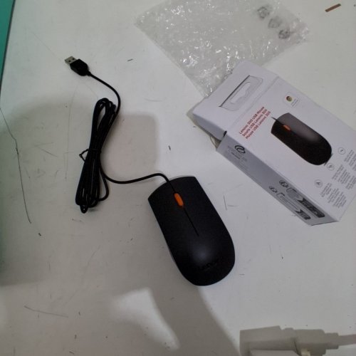 LENOVO WIRED USB MOUSE - BLACK (MODEL: 300 USB / NB-0009) image 3