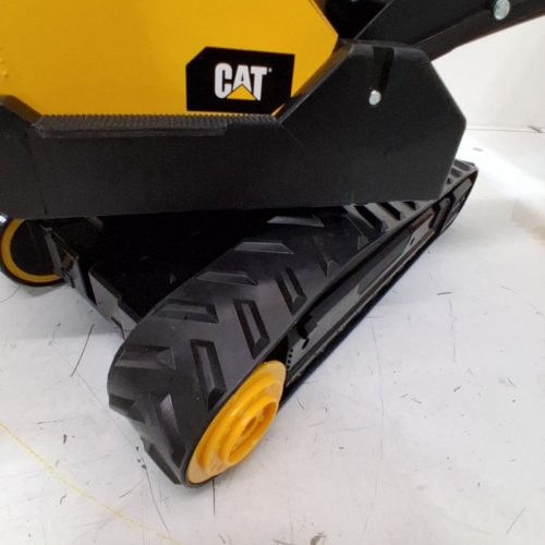 CAT TRACKED TOY REAL STEEL BODY, WORKING METAL BUCKET & TREADS EXCAVATOR - 20" - YELLOW / BLACK (ITEM: 82892 3AM01) image 5