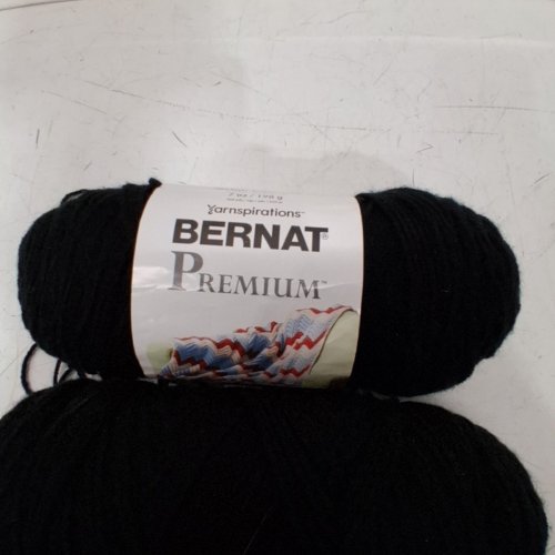 2PK BERNAT PREMIUM YARN - 7OZ - 198G - 360YARDS - BLACK image 3