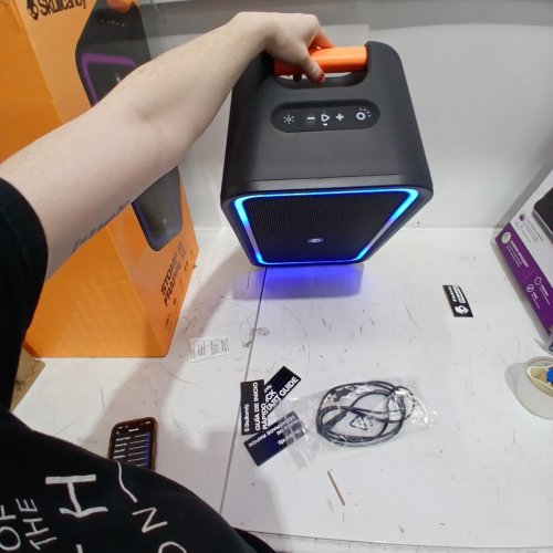 SKULLCANDY STOMP XL WIRELESS BLUETOOTH PARTY SPEAKER - INTEGRATED CARRY HANDLE​, IPX5 WATER RESISTANCE, 12-HOUR BATTERY LIFE - BLACK ORANGE (MODEL:2SKSK1851/4449801) image 3