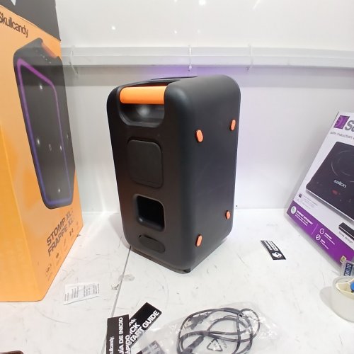 SKULLCANDY STOMP XL WIRELESS BLUETOOTH PARTY SPEAKER - INTEGRATED CARRY HANDLE​, IPX5 WATER RESISTANCE, 12-HOUR BATTERY LIFE - BLACK ORANGE (MODEL:2SKSK1851/4449801) image 4