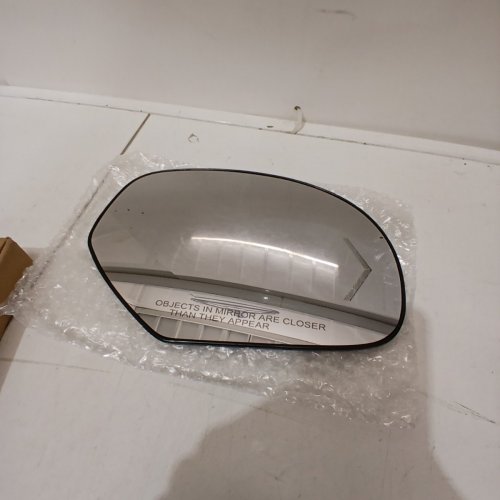 PASSENGER SIDE AUTOMOTIVE REARVIEW MIRROR GLASS FOR SELECT CHEVROLET TAHOE MODELS image 3