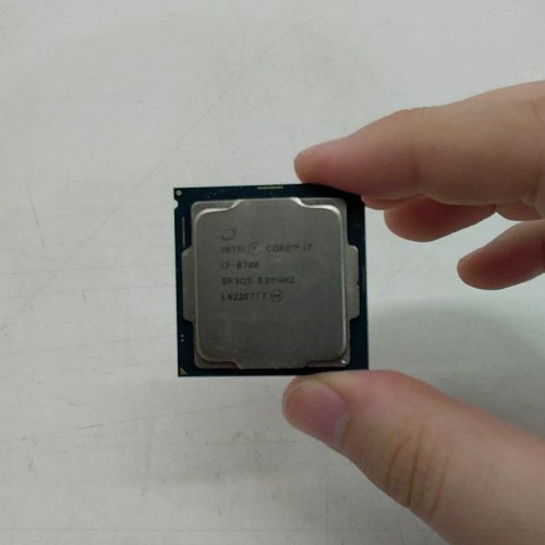INTEL CORE I7-8700 DESKTOP PROCESSOR - 3.2GHZ | LGA 1151 - SILVER image 2