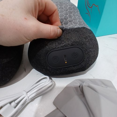YUNARI 3-IN-1 CORDLESS ERGONOMIC CERVICAL NECK SUPPORT PILLOW WITH GENTLE HEAT AND AIRBAG COMPRESSION - GREY image 3