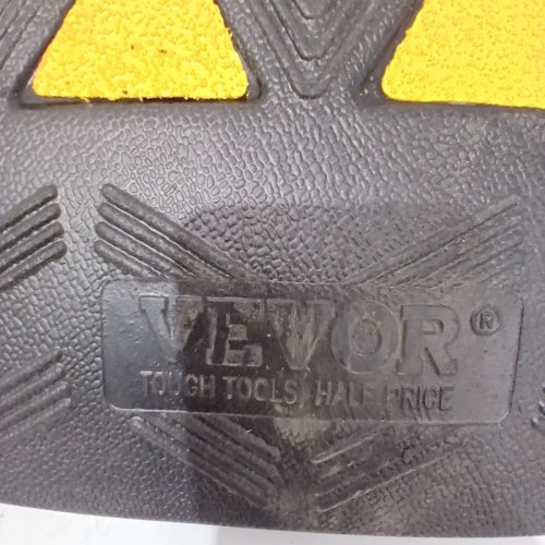 2PK VEVOR HEAVY DUTY RUBBER CURB RAMP 33069 LBS - 6" - BLACK (MODEL: KR-50) image 3