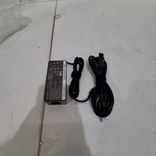 USB-C LAPTOP CHARGER - 65W - BLACK image 3