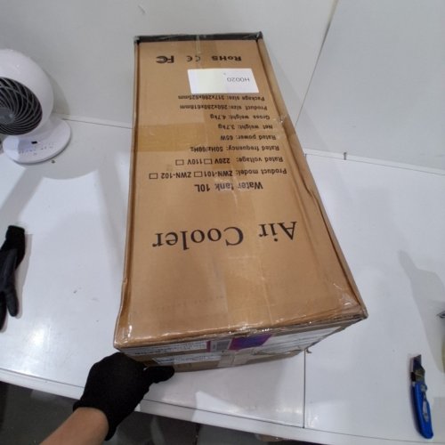 PORTABLE AIR CONDITIONER WITH WHEELS AND REMOTE CONTROL - 110V - WHITE - (MODEL: ZWN-102) image 4