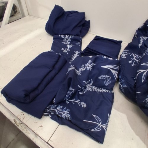 7PC MUXHOMO BED IN A BAG COMFORTER SET WITH COMFORTER, SHEET, PILLOWCASES AND SHAMS - QUEEN - REVERSIBLE NAVY BLUE BOTANICAL FLOWERS DESIGN image 3