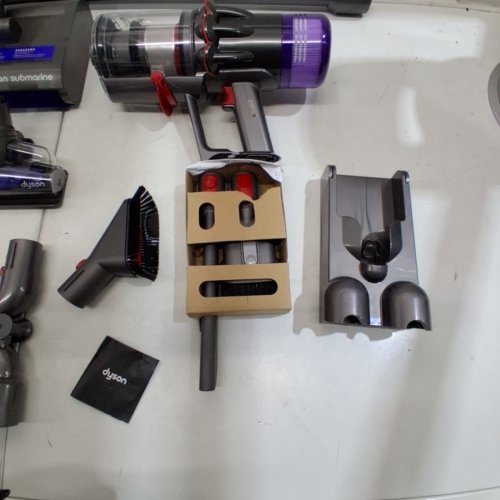 DYSON V9 SUBMARINE EXTRA CORDLESS WET AND DRY VACUUM - GREY/PURPLE - (MODEL:SV57) image 8